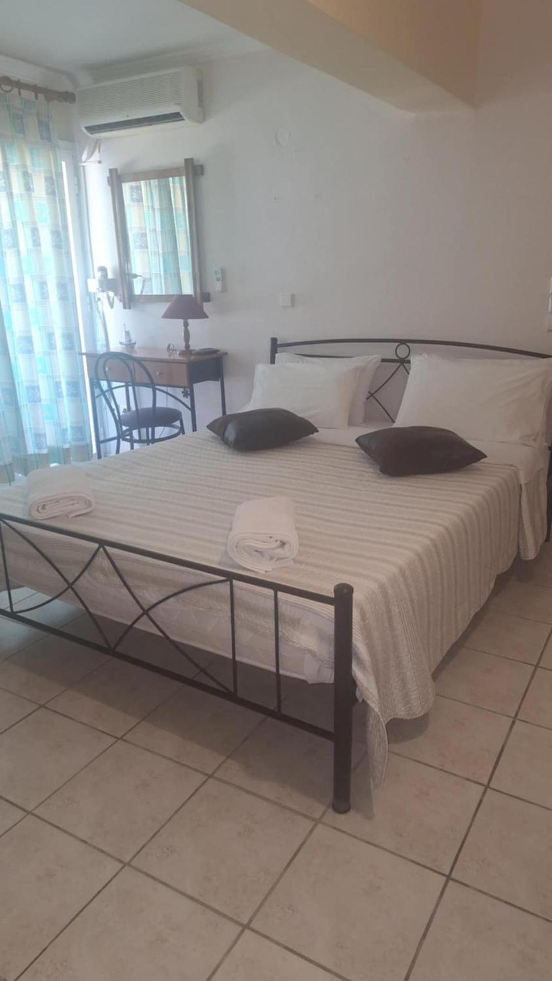 Fotini Apartments Paralia Agias Foteinis Zimmer foto